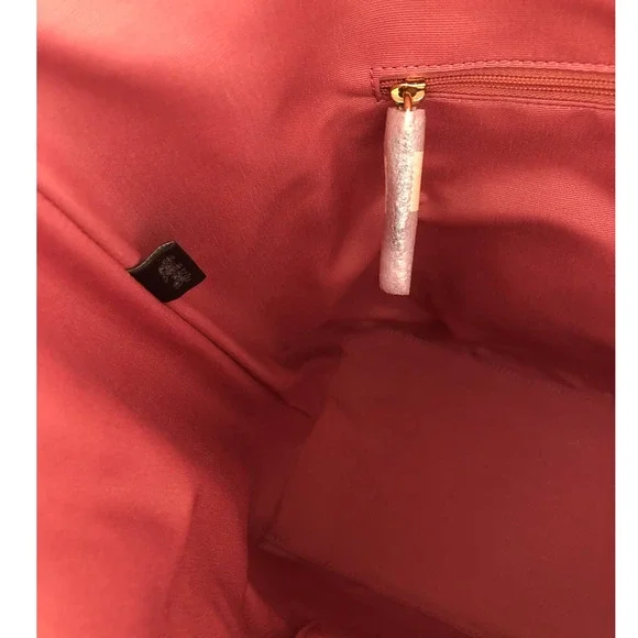 🔥Price drop Coach Gallery Tote in Taffy/Gold and wallet set - Picture 7 of 16